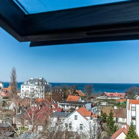 Citystay Brzezno Studio Apartment *